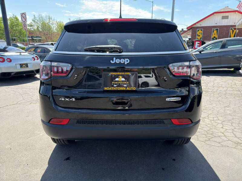 2024 Jeep Compass Latitude Lux