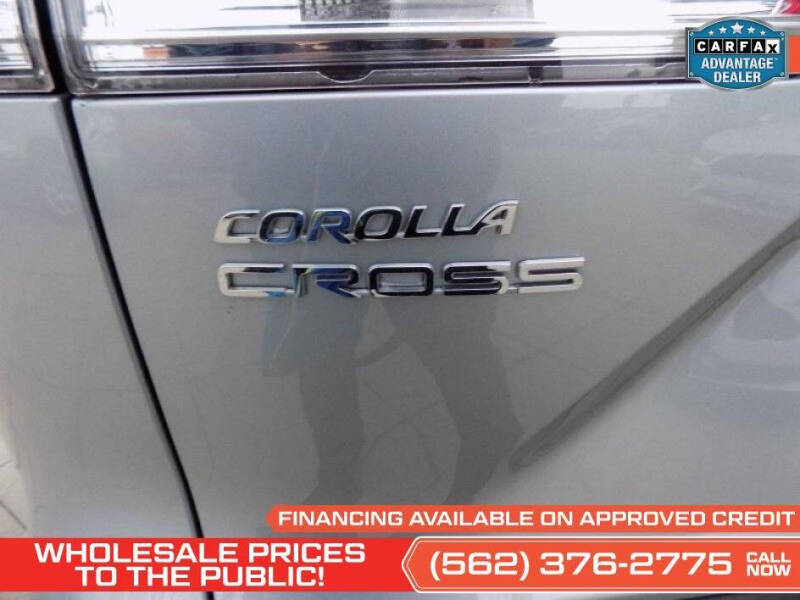2025 Toyota Corolla Cross LE