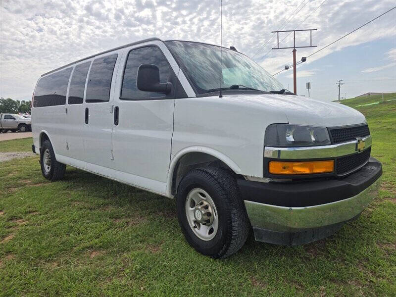 2017 Chevrolet Express LT 3500