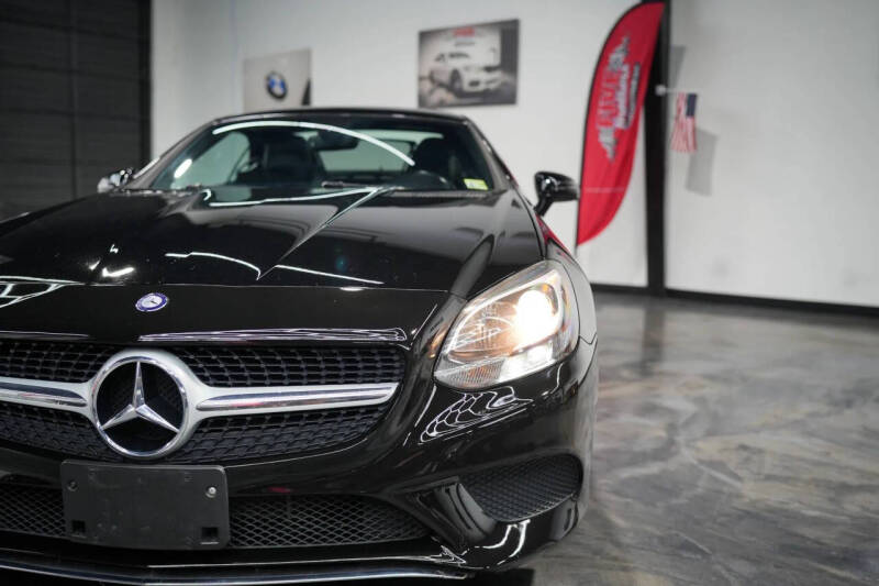 2017 Mercedes-Benz SLC SLC 300