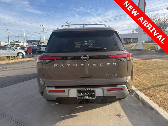 2024 Nissan Pathfinder Platinum