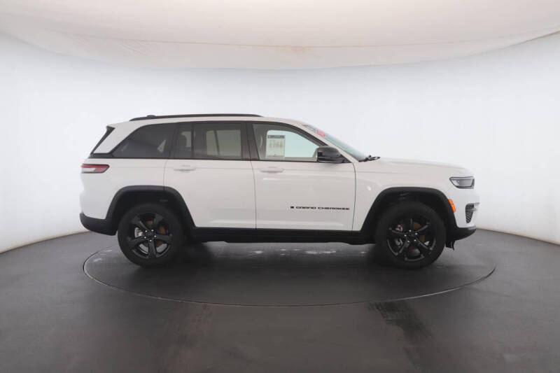 2023 Jeep Grand Cherokee Altitude X