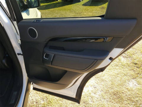 2024 Land Rover Discovery P300 S