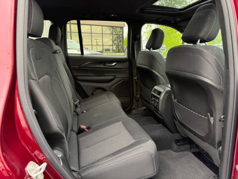 2024 Jeep Grand Cherokee Laredo X