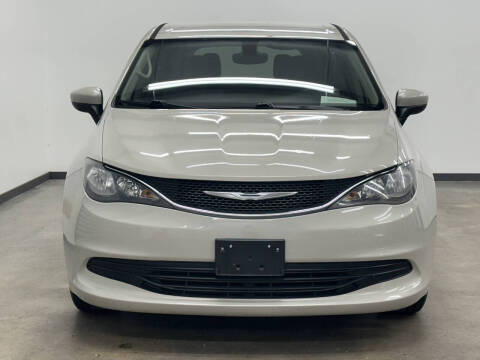 2017 Chrysler Pacifica LX