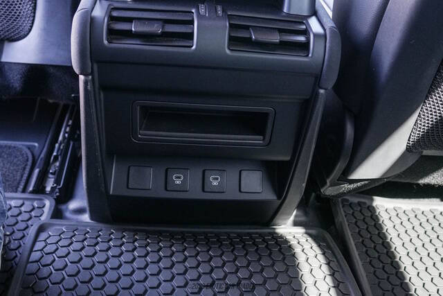 2023 Land Rover Defender 90 X-Dynamic SE