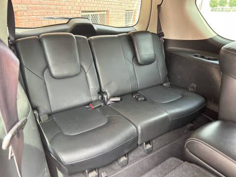 2017 Infiniti QX80