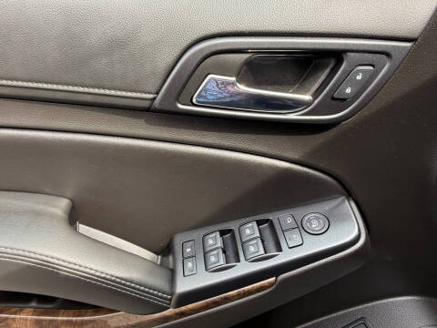2018 Chevrolet Suburban LT
