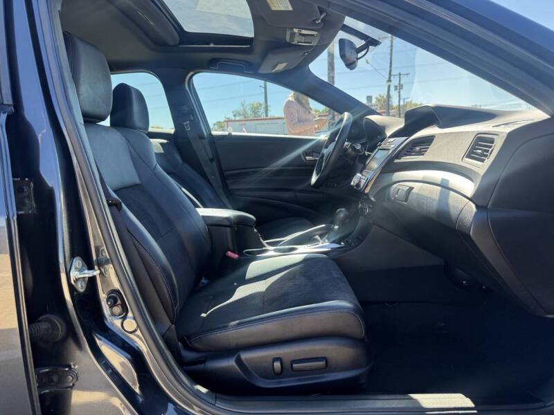 2016 Acura ILX w/Tech w/A-SPEC