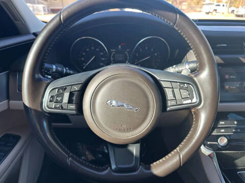 2017 Jaguar XF 35t Premium