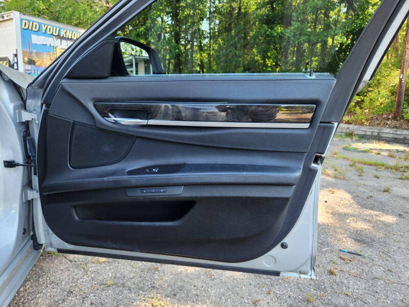 2013 BMW 7 Series 740Li