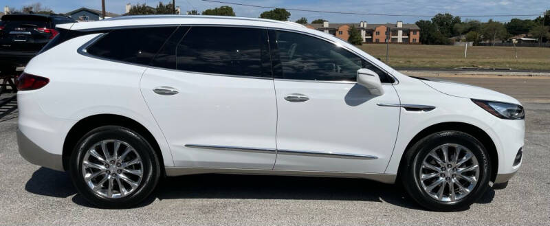 2020 Buick Enclave Essence