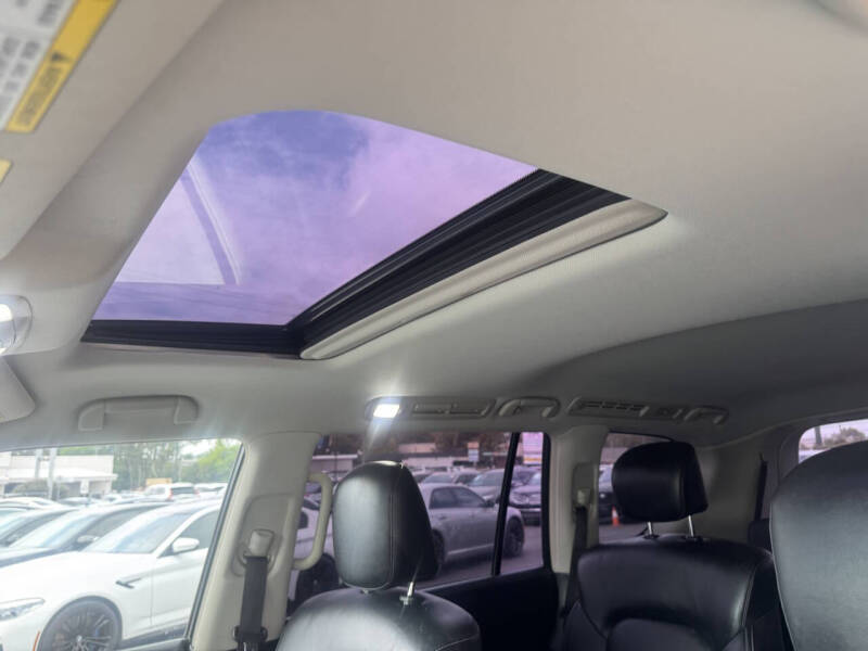 2016 Infiniti QX80
