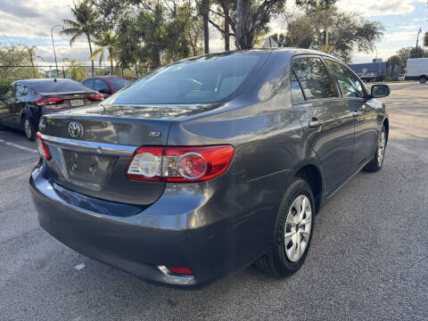 2011 Toyota Corolla LE