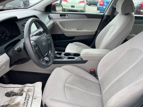 2016 Hyundai Sonata SE