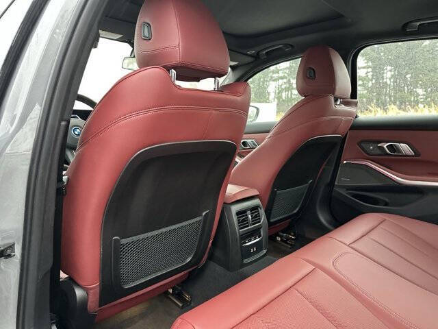 2023 BMW 3 Series 330e xDrive