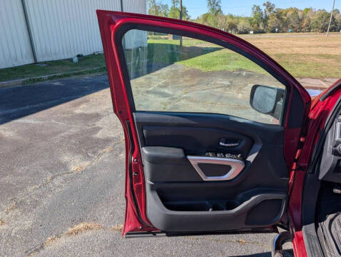 2017 Nissan Titan S