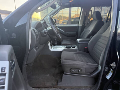 2012 Nissan Pathfinder S