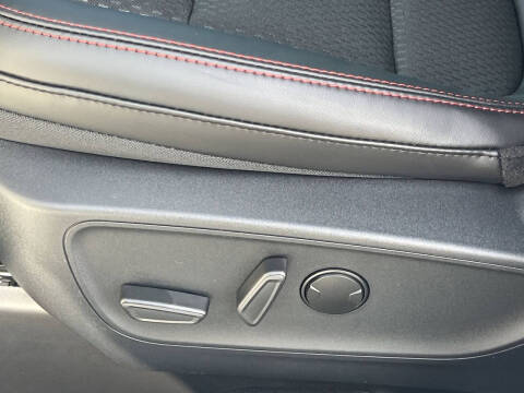 2026 Ford Escape Hybrid ST-Line Select