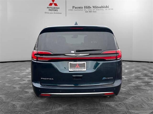 2022 Chrysler Pacifica Hybrid Limited