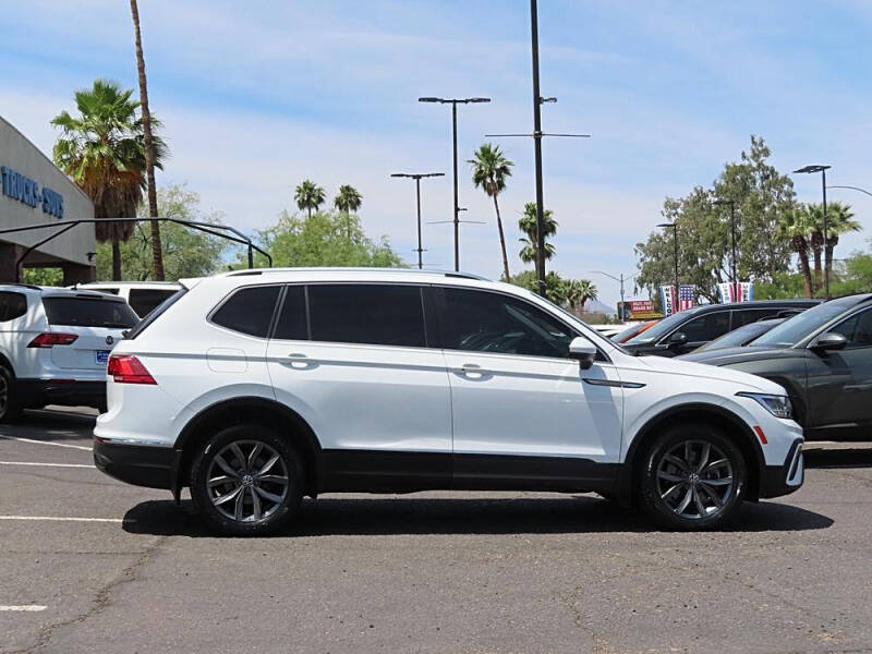 2022 Volkswagen Tiguan SE