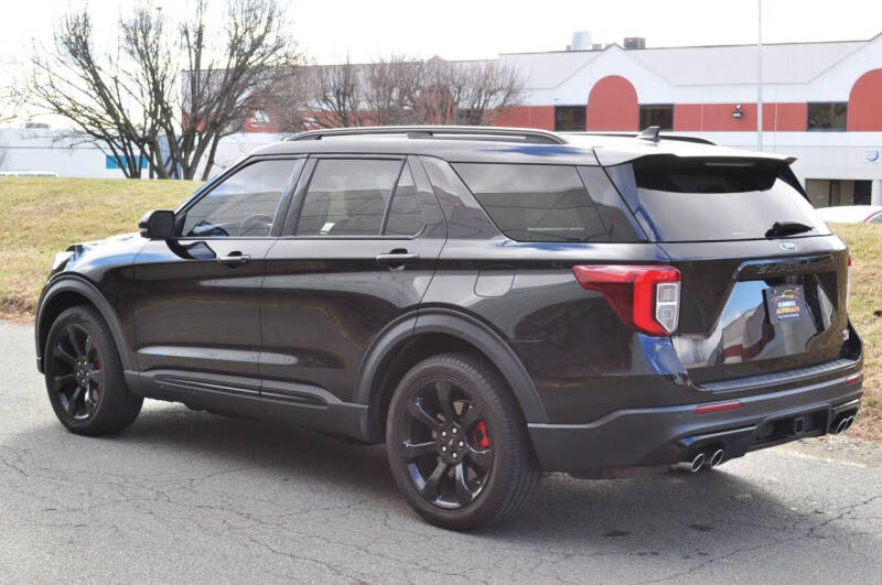 2022 Ford Explorer ST