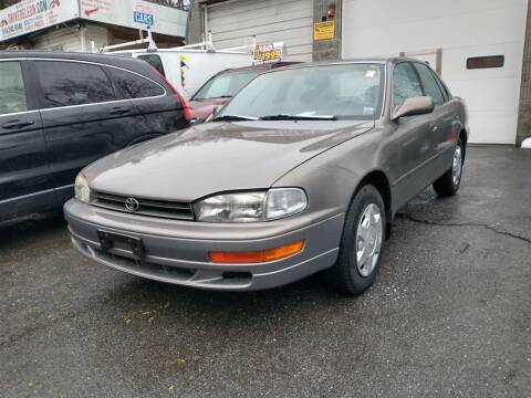 1994 Toyota Camry for sale at Drive Deleon in Yonkers NY