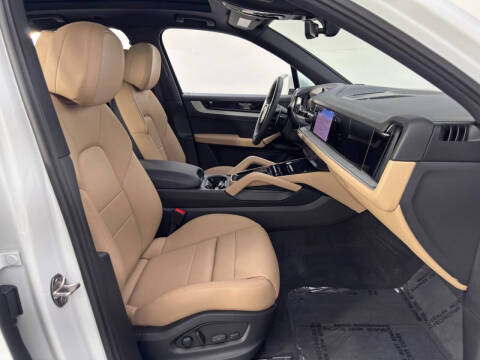 2025 Porsche Cayenne S