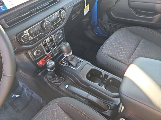 2025 Jeep Gladiator Mojave