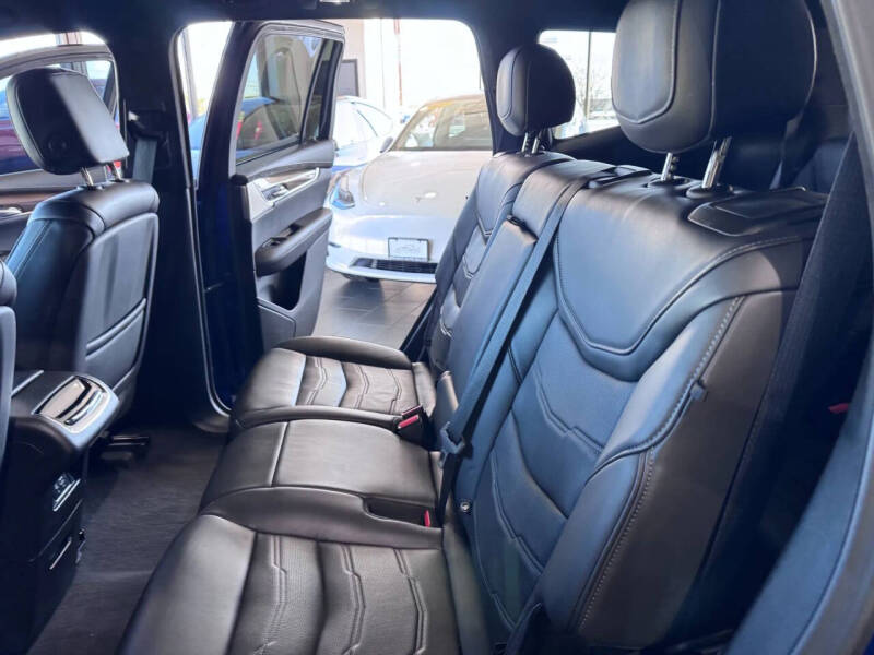 2023 Cadillac XT6 Sport