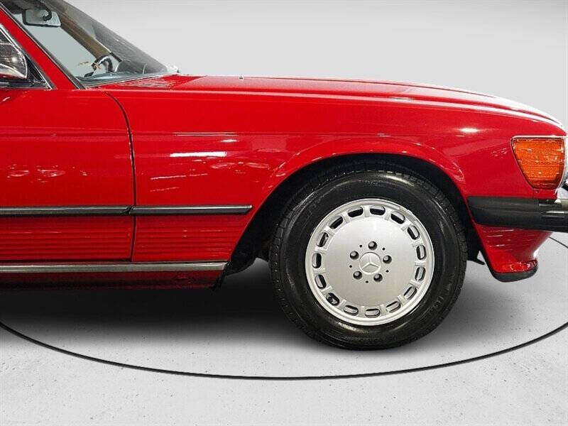 1989 Mercedes-Benz 560-Class 11