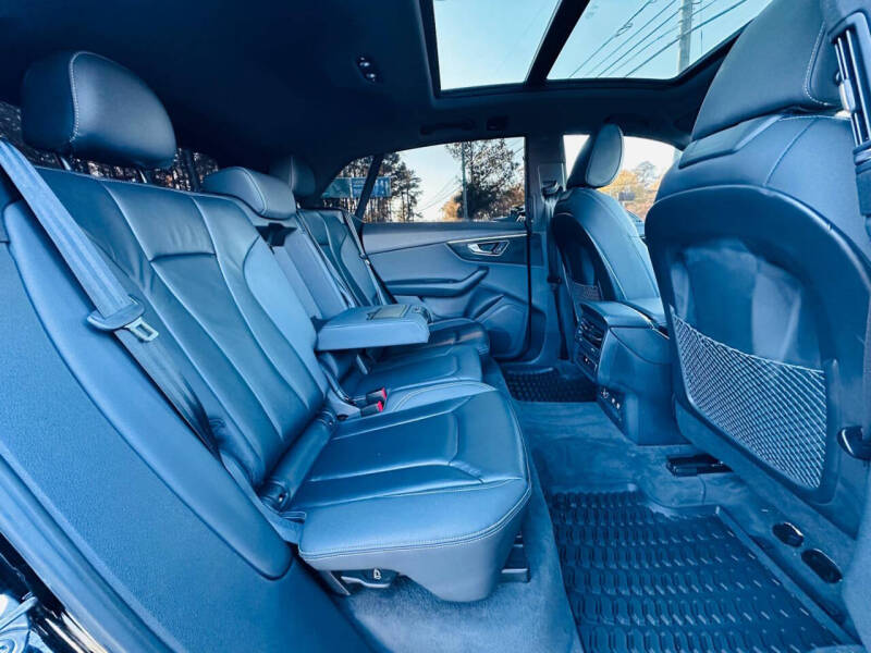 2019 Audi Q8 quattro Premium 55 TFSI