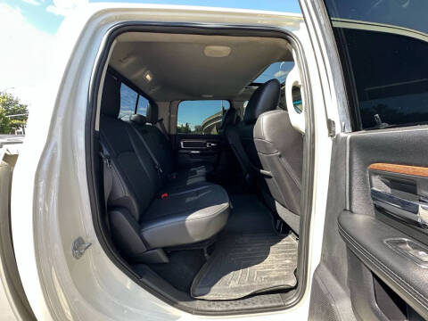 2016 RAM 2500 Laramie