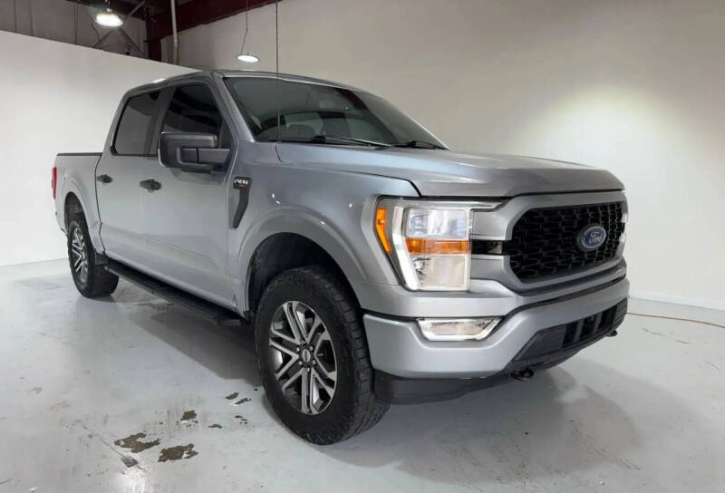 2021 Ford F-150 XL's photo