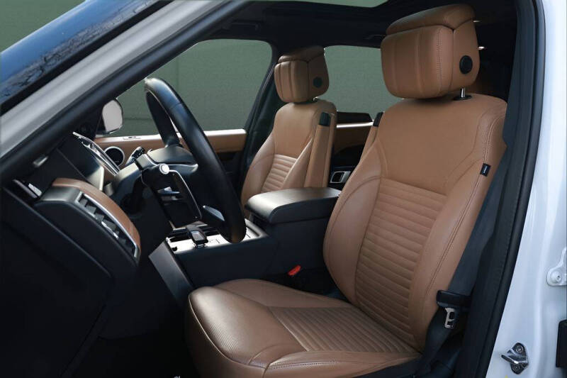 2023 Land Rover Discovery P360 S R-Dynamic