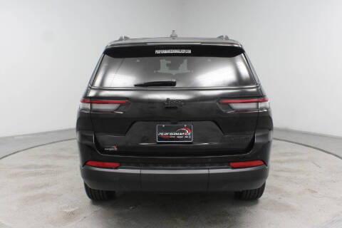 2025 Jeep Grand Cherokee Laredo X