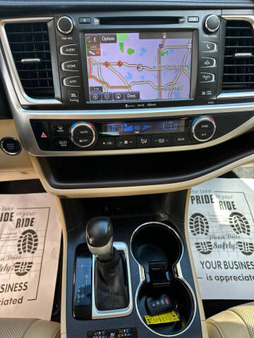 2016 Toyota Highlander
