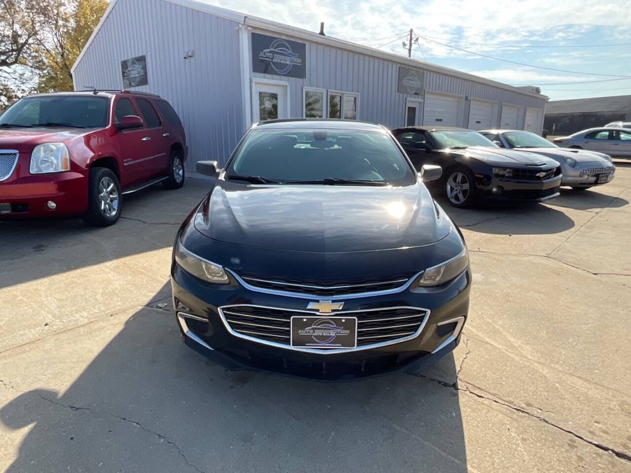 2016 Chevrolet Malibu 1LS photo 12