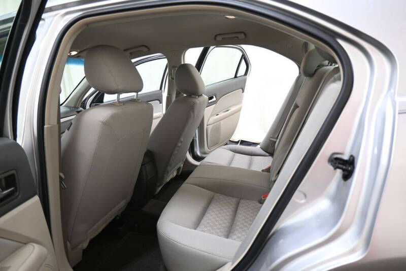 2012 Ford Fusion S