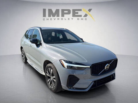 2024 Volvo XC60 B5 Core Dark Theme