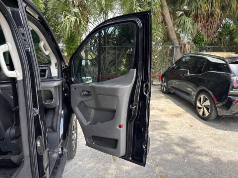 2022 Ford Transit