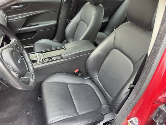 2018 Jaguar XE 35t Premium