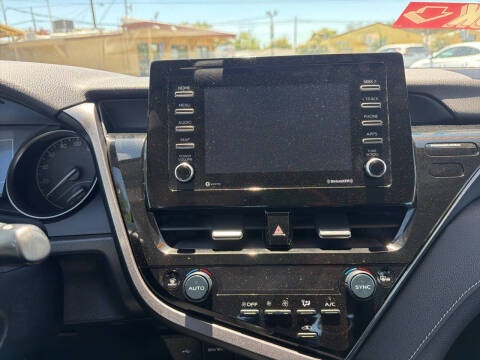 2023 Toyota Camry SE