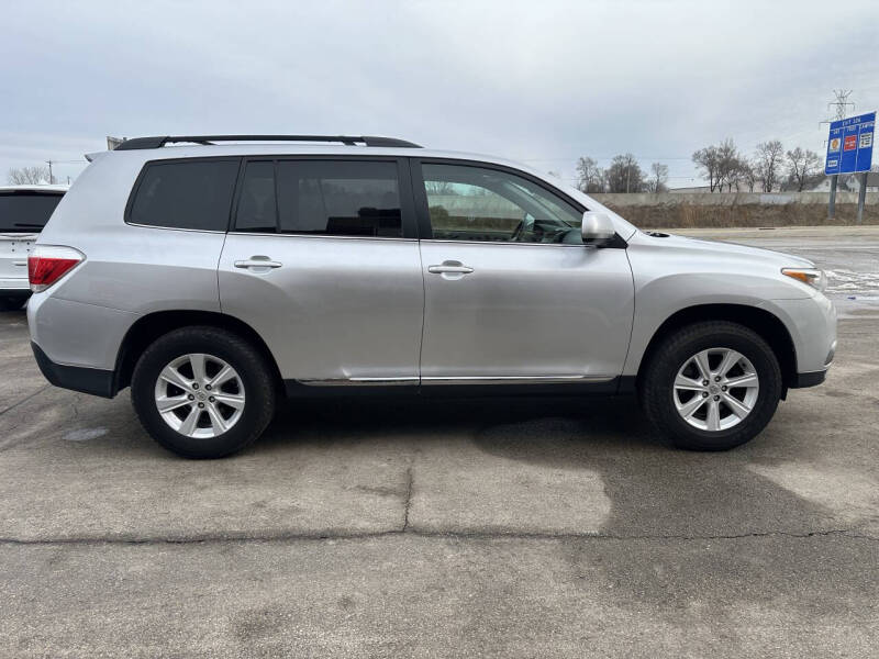 2012 Toyota Highlander SE