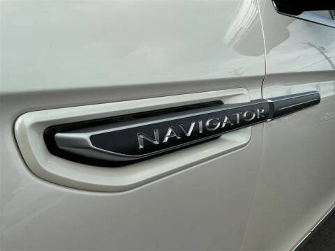 2018 Lincoln Navigator Black Label