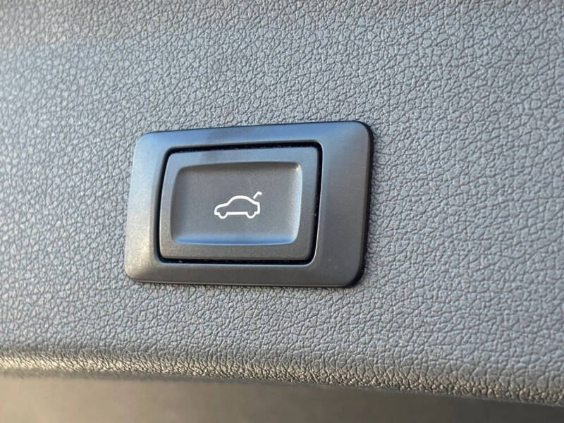 2016 Audi Q5 2.0T quattro Premium Plus