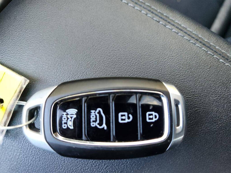 2020 Hyundai Santa Fe Limited 2.0T