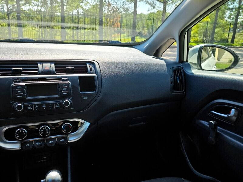 2015 Kia Rio LX