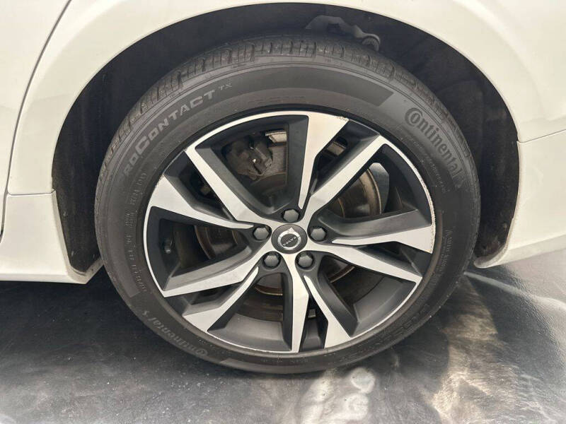 2020 Volvo S60 T6 R-Design