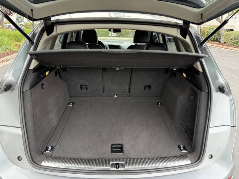 2011 Audi Q5 2.0T quattro Premium Plus